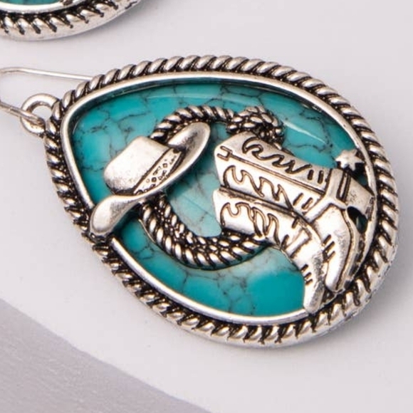 Western Hat & Boot Turquoise Teardrop Dangle Earrings


Western Earrings - Picture 2 of 3